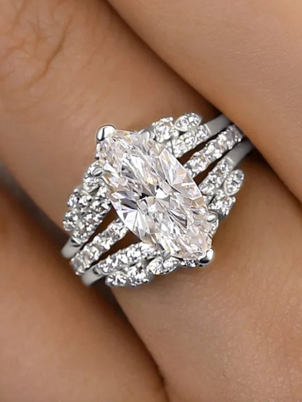 NEW 18k White Gold Marquise Cut Diamond Ring Set of 2 Rings Engagement Ring Set